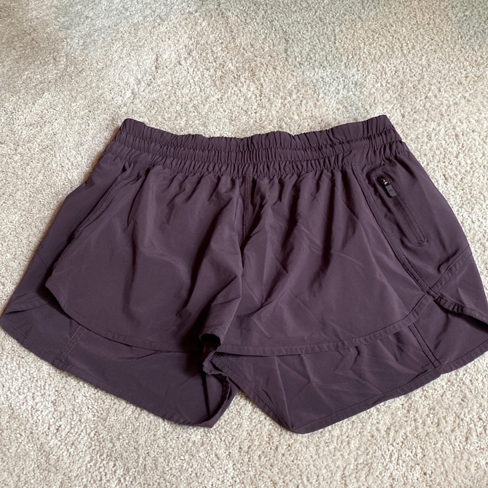 LULULEMON Tracker Low Shorts in Brown